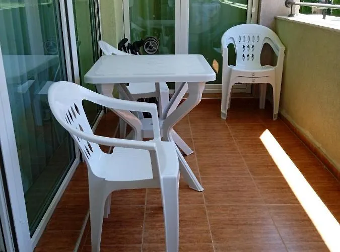 דירה Big Comfortable With 2 Bedrooms Pollo Sunny