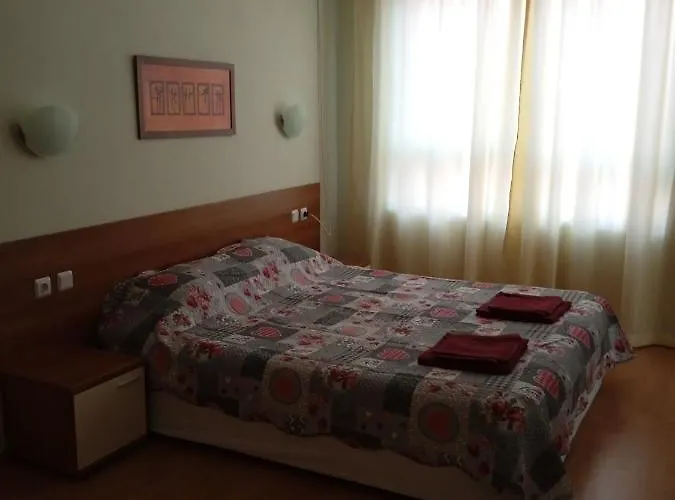 Big Comfortable With 2 Bedrooms Pollo Sunny סאני ביץ'