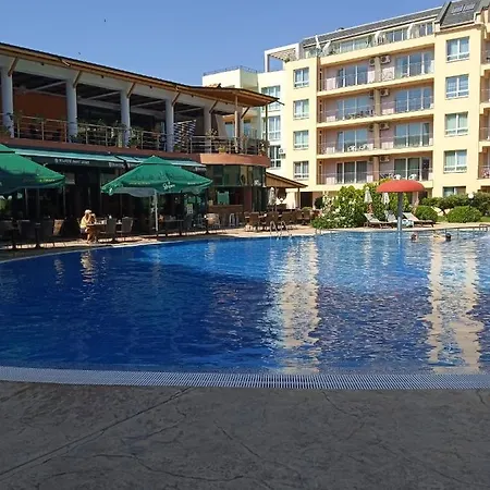 Big Comfortable With 2 Bedrooms Pollo Sunny Σάνι Μπιτς